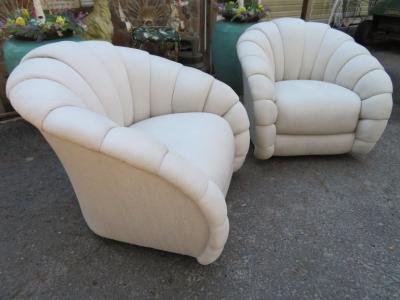  Directional Stunning Pair of Directional Crescent Tufted Swivel Lounge Chair Midcentury