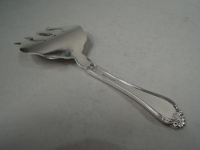  Dominick Haff Dominick Haff Century American Sterling Silver Fish Serving Pair
