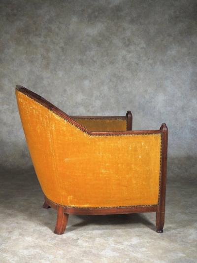  Dominique Dominique single faceted back club chair