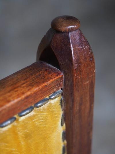  Dominique Dominique single faceted back club chair