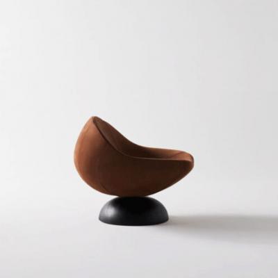  Domus Design Gloves Armchair