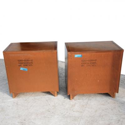 Drexel Drexel Heritage Furniture Pair of Drexel Heritage Consensus Pecan Nightstands
