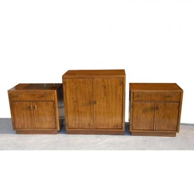  Drexel Drexel Heritage Furniture Pair of Drexel Heritage Consensus Pecan Nightstands
