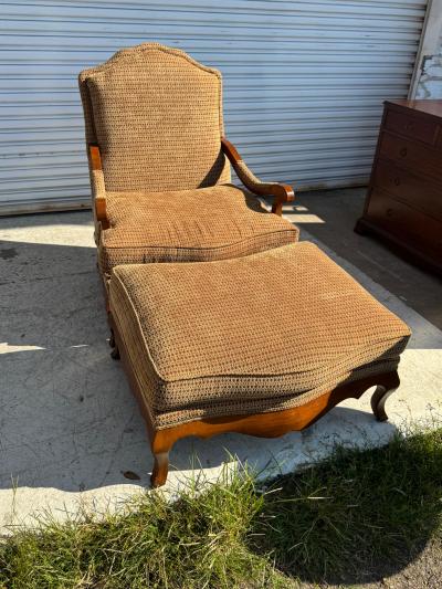 Drexel Drexel Heritage Furniture Pair of Drexel Heritage Oversized Fully Upholstered Bergeres w Ottoman