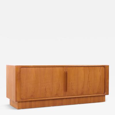  Dyrlund Dyrlund Mid Century Tambour Door Credenza