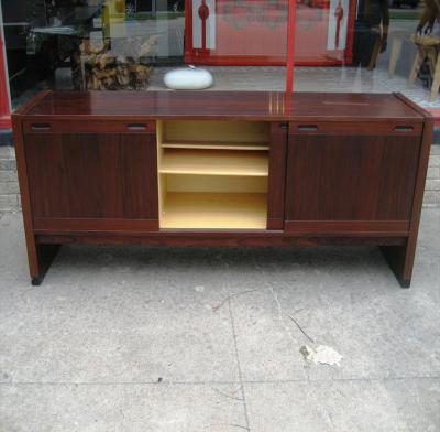  Dyrlund Vintage Mid Century Modern Dyrlund Rosewood Credenza