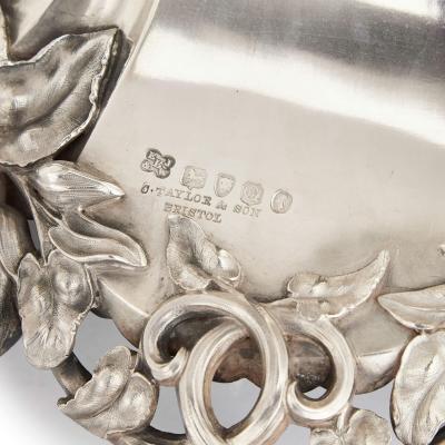  Edward Barnard Sons English silver Orientalist and equestrian centrepiece by Edward Barnard Sons