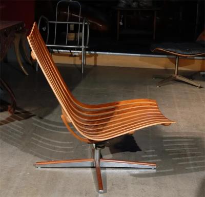  Ekornes ASA Hans Brattrud Pivot Lounge Chair for Hove