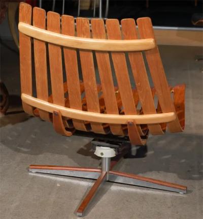  Ekornes ASA Hans Brattrud Pivot Lounge Chair for Hove