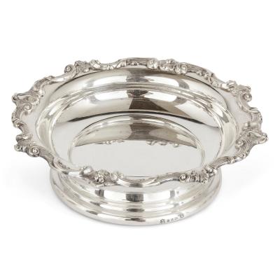  Elkington Co Extensive silver plate table service by English firm Elkington