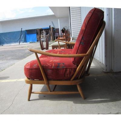  Ercol Ercol Spindleback Settee and Lounge Chair Set