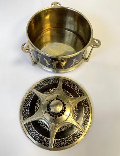  Erhard and Sohne Erhard and Sohne Circular Box