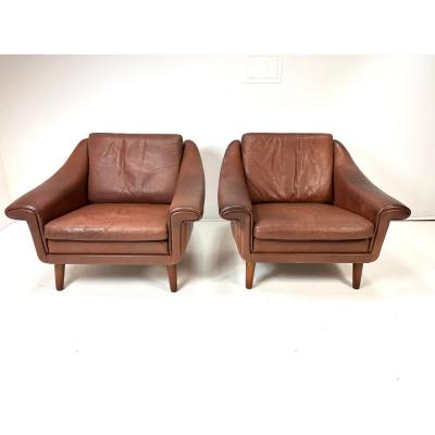  Erhardsen Andersen Pair of 1960s Danish Leather Lounge Chairs Attributed to Aage Christiansen