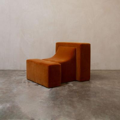  Estudio Persona Block Chair