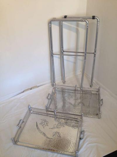  Everlast Metal Products Corporation Pair of Everlast Polished Aluminum Folding Bar Tray Tables