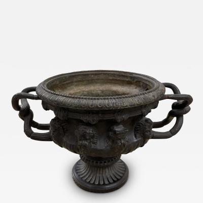  F Barbedienne Foundry XIX Century urne or bronze neo classic flower pot in the Barbedienne style