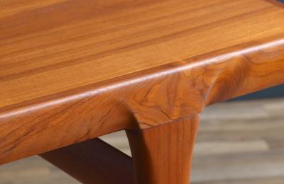  Faarup M belfabrik Danish Modern Expanding Teak Dining Table by Faarup Mobelfabrik