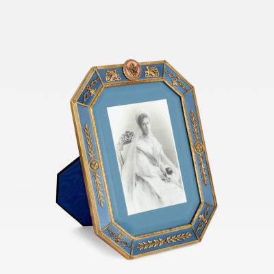  Faberg Gold precious stone and enamel frame in the manner of Faberg 