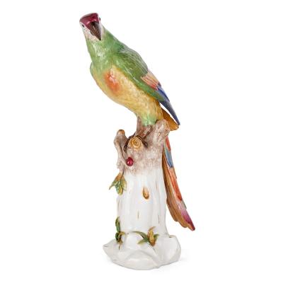  Factory Aelteste Volkstedt Porzellanmanufaktur Very large Volkstedt porcelain sculpture of a parrot