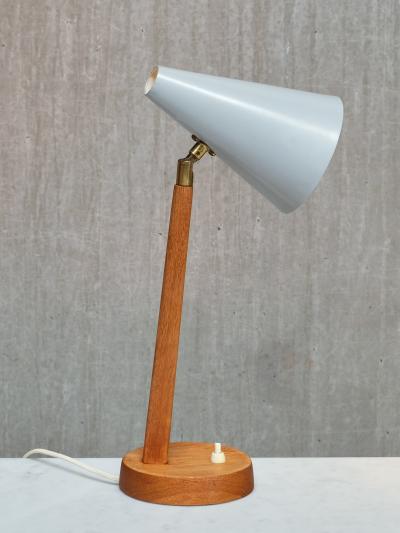  Falkenbergs Belysning Falkenbergs Belysning Table Desk Lamp in Oak Metal and Brass Sweden 1950s