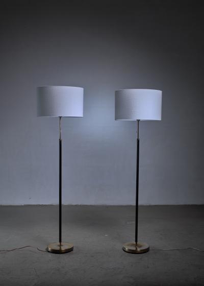  Falkenbergs Belysning Pair of Falkenberg floor lamps in brass and leather