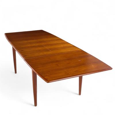  Falster Falster M belfabrik Teak Expanding Hidden Leaf Dining Table with 2 Leaves