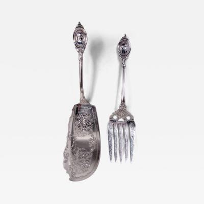  Farrington Hunnewell Farrington Hunnewell Medallion Boston Coin Silver Fish Serving Pair