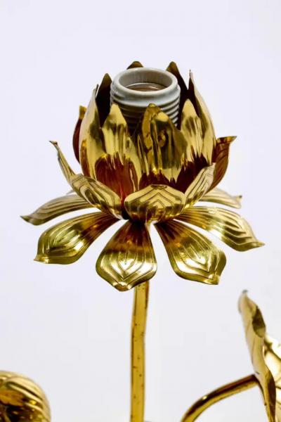  Feldman Lighting Co Petite Hollywood Regency Lotus Flower Lamp in Polished Brass by Feldman c 1960