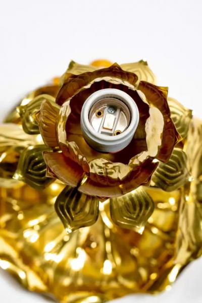  Feldman Lighting Co Petite Hollywood Regency Lotus Flower Lamp in Polished Brass by Feldman c 1960