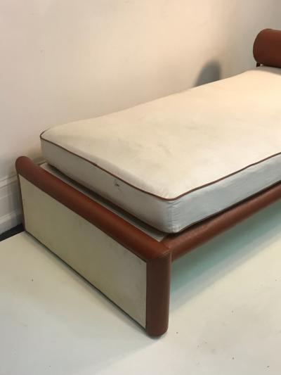  Fendi EXCEPTIONAL MODERN CHAISE LOUNGE DESIGNED BY FENDI