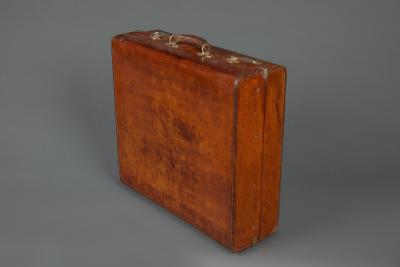  Finnigans Good Early Motoring Suitcase