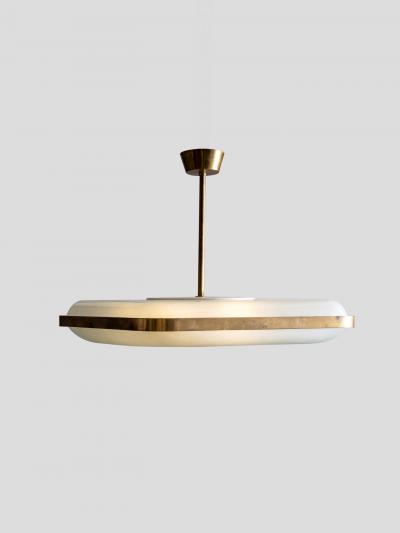  Fontana Arte FontanaArte Fontana Arte Pendant 220 in glass and brass Italy late 1940s