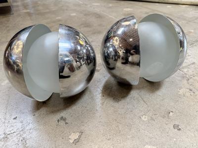  Fontana Arte FontanaArte Pair of Diaframma Sconces by Fontana Arte Italy 1960s