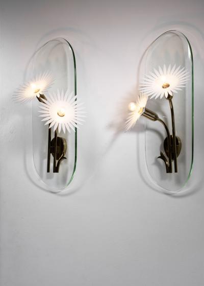  Fontana Arte FontanaArte Pair of Pietro Chiesa wall lamps for Fontana Arte