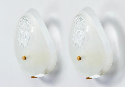  Fontana Arte Max Ingrand for Fontana Arte Chiseled Tear Drop Glass Sconces