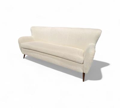  Forma Brazil Sofa in White Boucle Forma Brazil 1960s Lot 51