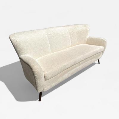  Forma Brazil Sofa in White Boucle Forma Brazil 1960s Lot 51A