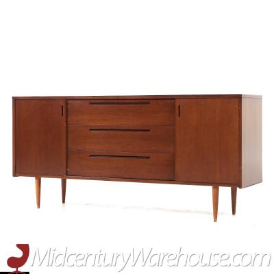 Founders Furniture Company Founders Style Mid Century Walnut Credenza