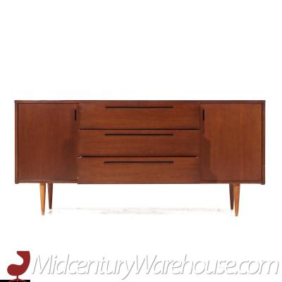  Founders Furniture Company Founders Style Mid Century Walnut Credenza