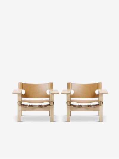  Fredericia Stolefabrik PAIR OF BORGE MOGENSEN SPANISH CHAIR IN NATURAL LEATHER AND OAK