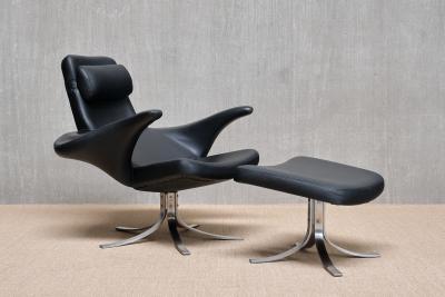 G sta Berg Stenerik Eriksson Gosta Berg Stenerik Eriksson Seagull Chair with Stool Fritz Hansen 1960s