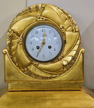  GEORGES de BARDYERE Georges de Bardyere gilt sculpted clock