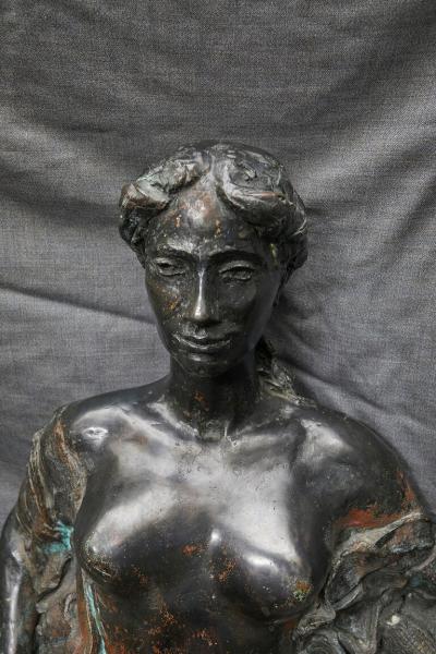  GY RGYI LANTOS BRONZE PATINATED NUDE WOMAN ON THE WAVE BY GY RGYI LANTOS