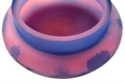  Galle Cameo French Cameo Glass Covered Box 1900 Signed DeVez 