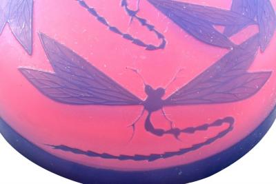  Galle Cameo French Cameo Glass Covered Box 1900 Signed DeVez 