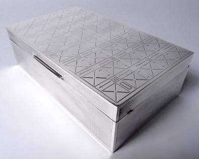  Garrard Co Garrard English Modern Sterling Silver Box 1947