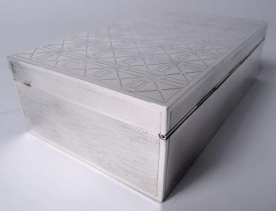  Garrard Co Garrard English Modern Sterling Silver Box 1947