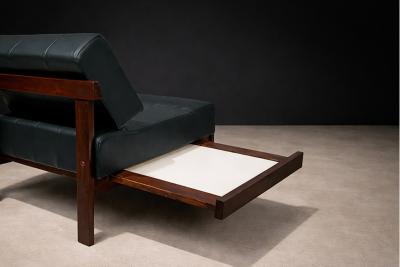  Gelli Ind stria de M veis Loveseat with Extendable side tables in Hardwood Leather Gelli