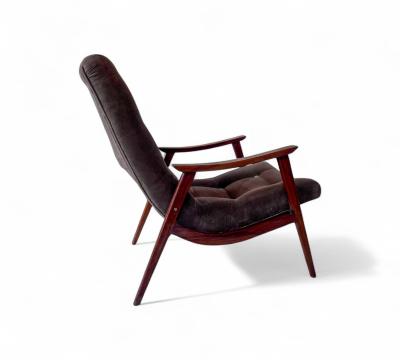  Gelli Ind stria de M veis Pair of Canoa Armchairs in Wood Fabric Gelli 1960s Lot 508