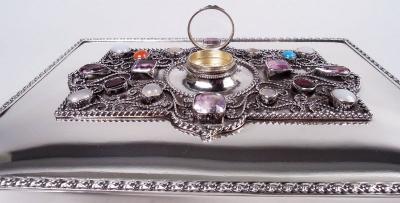  George Henry Cowell Rare English Edwardian Classical Sterling Silver Jeweled Box 1908